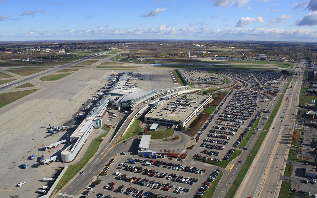 Aerial view of Buffalo Niagara International Airport