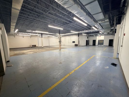 Suite 104 Warehouse, clean room, production